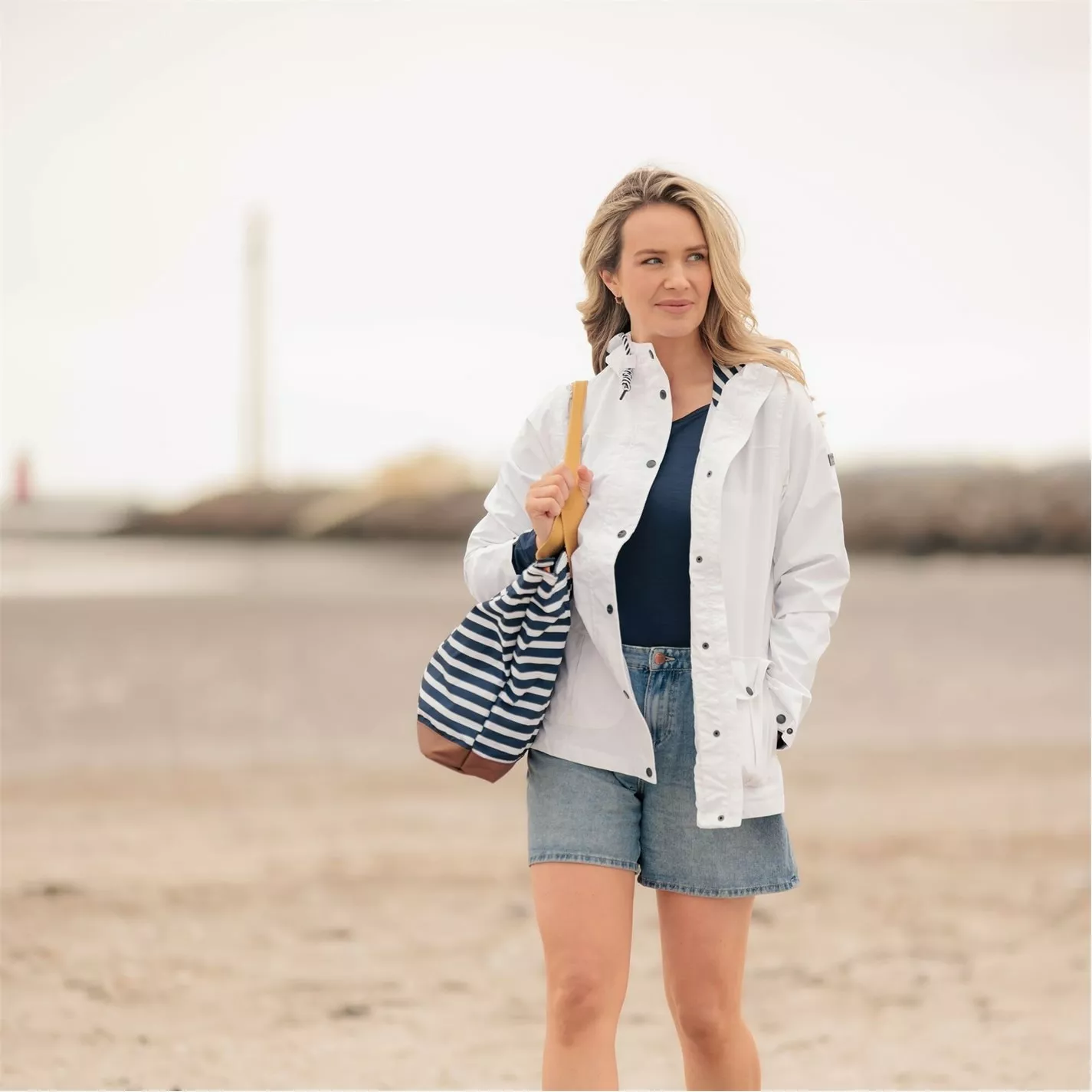 Regatta Bayarma Waterproof Jacket - Image 4