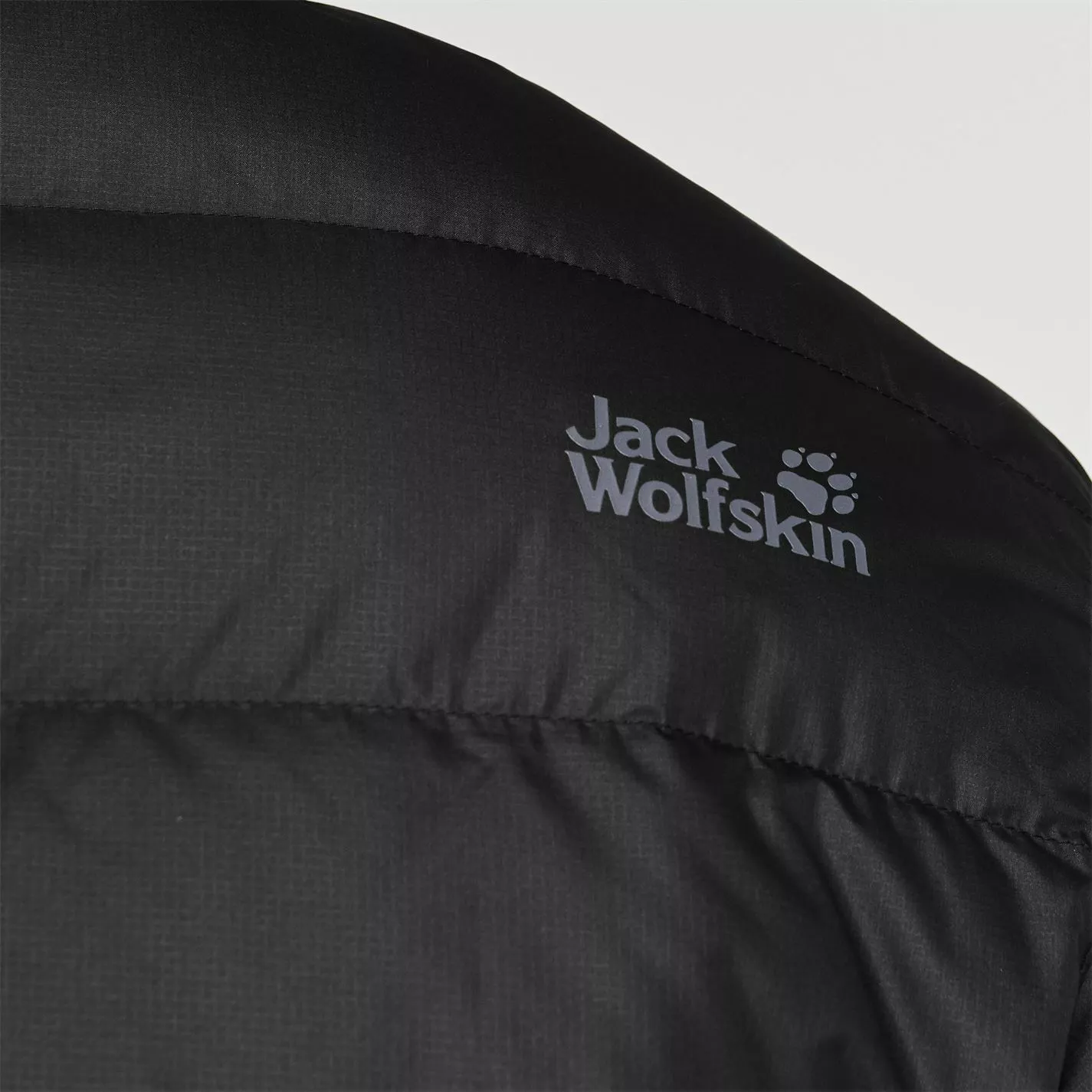 Jack Wolfskin Helium Puffer Jacket - Image 5