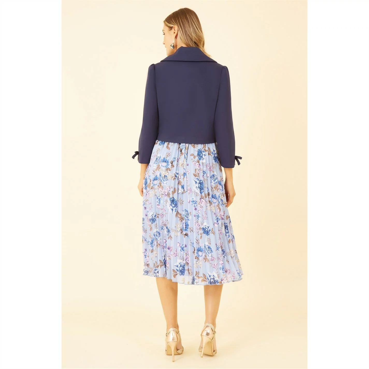 Yumi Navy Cropped Retro Jacket The Bow Cuff - Image 3